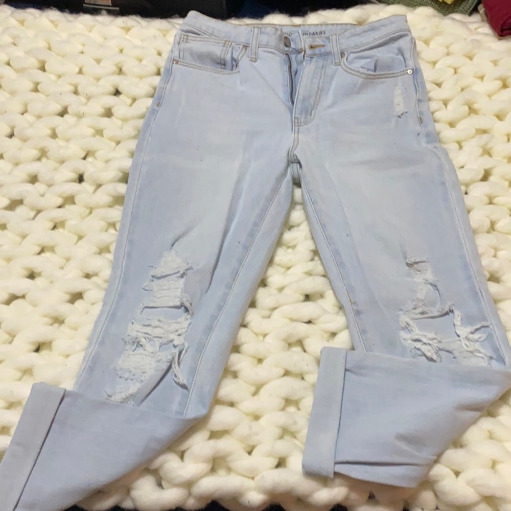 SUPER cute high waisted distressed jeans